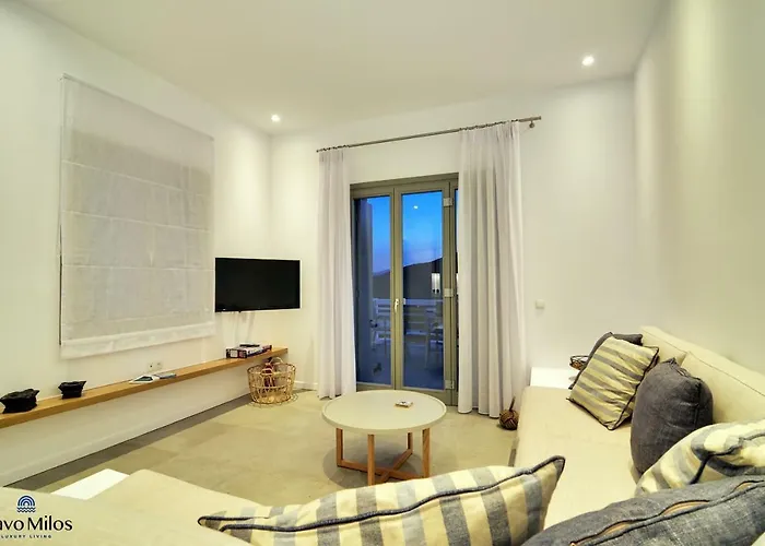 Cavo Milos * Adamantas (Milos)