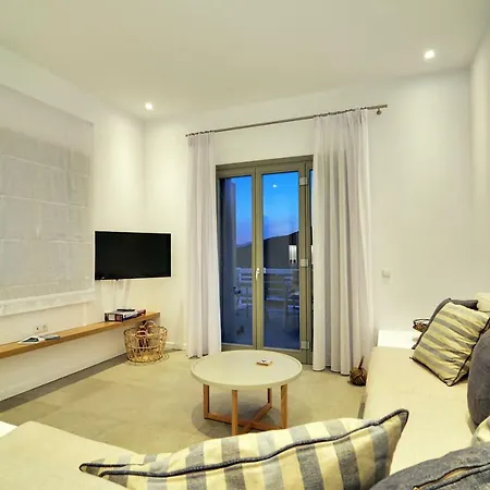 Cavo Milos * Adamantas (Milos)